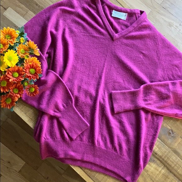 Vintage Christian Dior Vneck - Picture 8 of 15